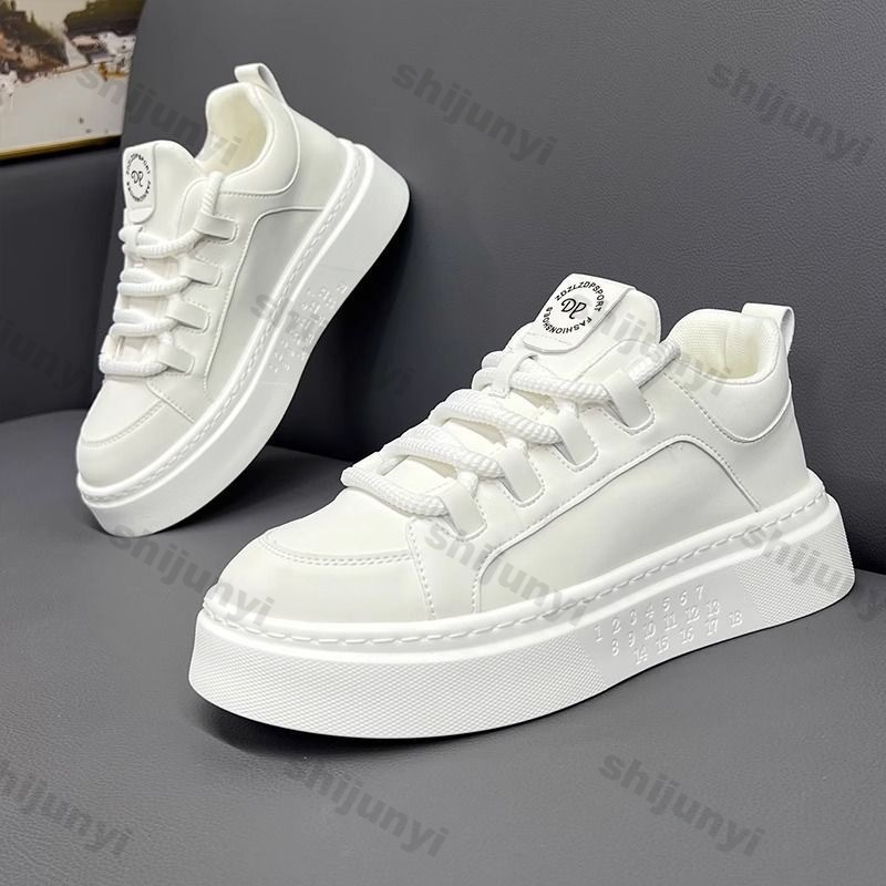 Men's White Sports Shoes 2025  - Mens Fashion Autumn 2025 评论和价格